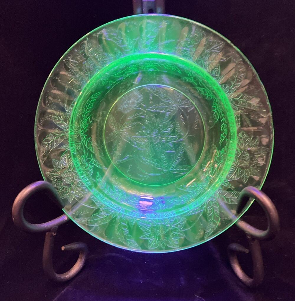 Vintage Green Uranium Depression Glass Dish Etched Floral Poinsettia Pattern